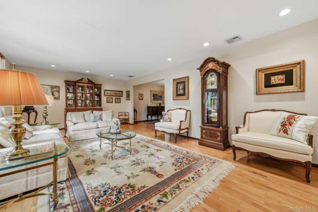 18 Harold Street, Nanuet, NY 10954 - Photo 6 of 50