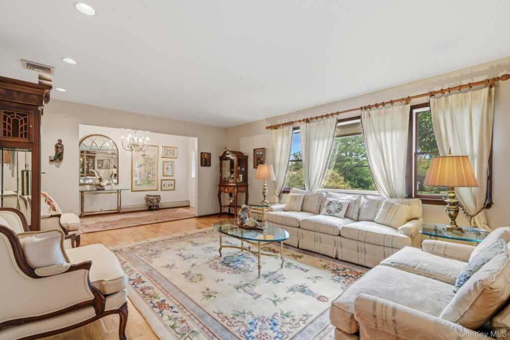18 Harold Street, Nanuet, NY 10954 - Photo 9 of 50