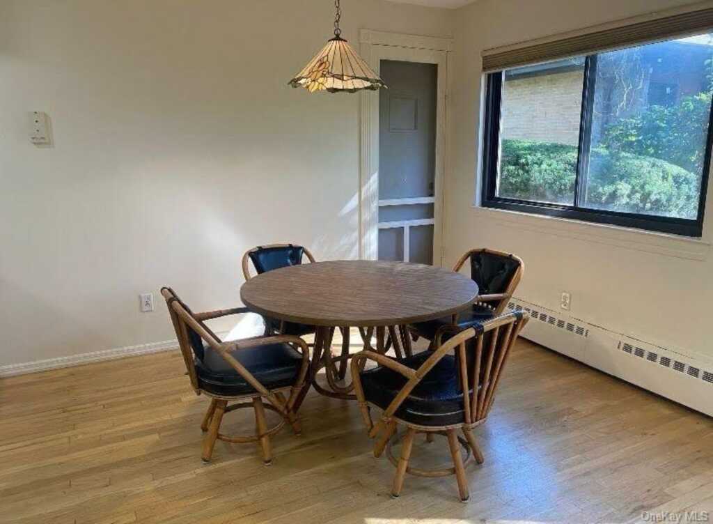 6 W. lawrence Park Drive, Unit #2, Piermont, NY 10968 - Photo 2 of 7
