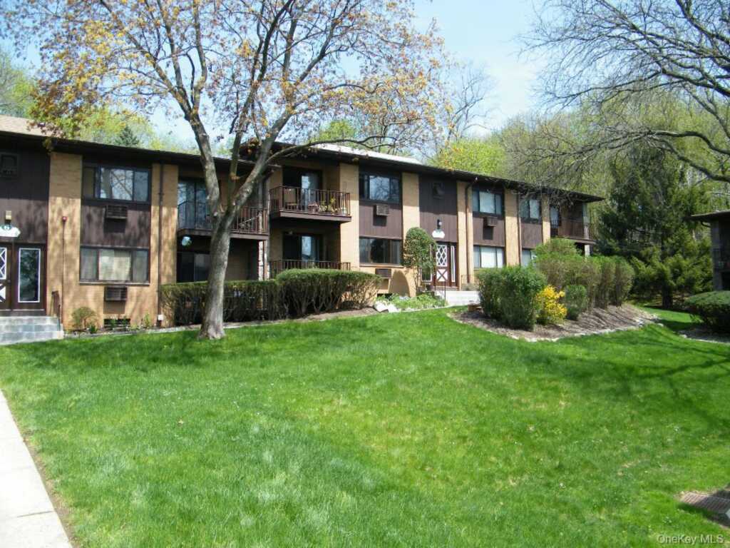 6 W. lawrence Park Drive, Unit #2, Piermont, NY 10968 - Photo 5 of 7