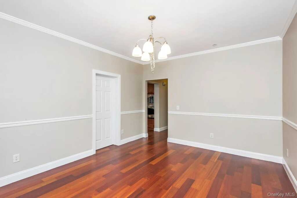 278 Church Street, White Plains, NY 10603 - Photo 13 of 32