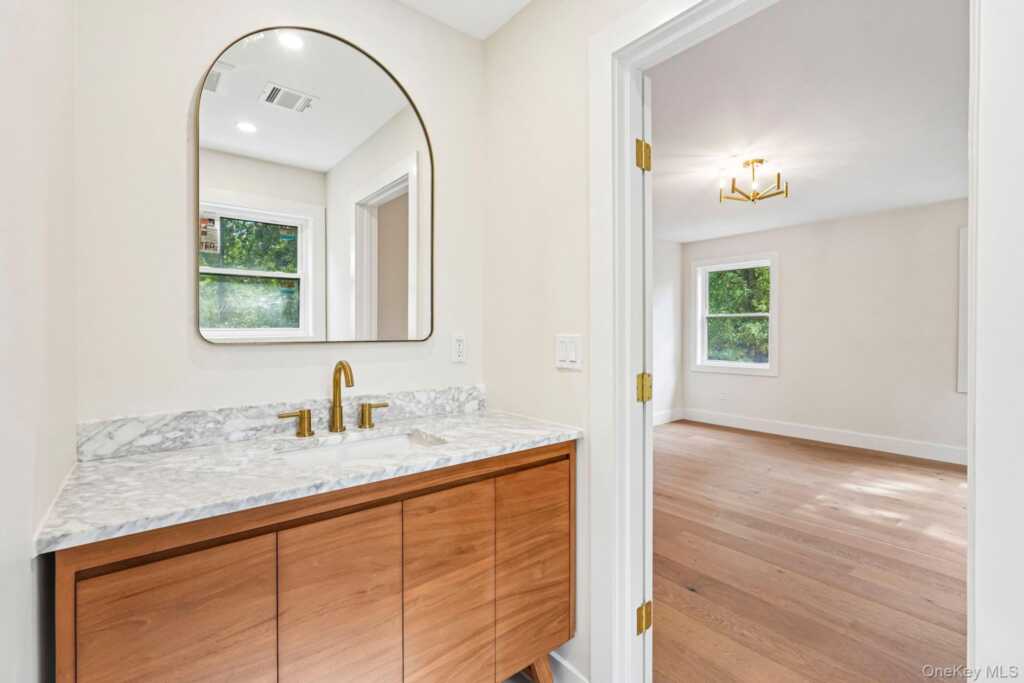 71 Gilchrest Road, Valley Cottage, NY 10989 - Photo 33 of 46