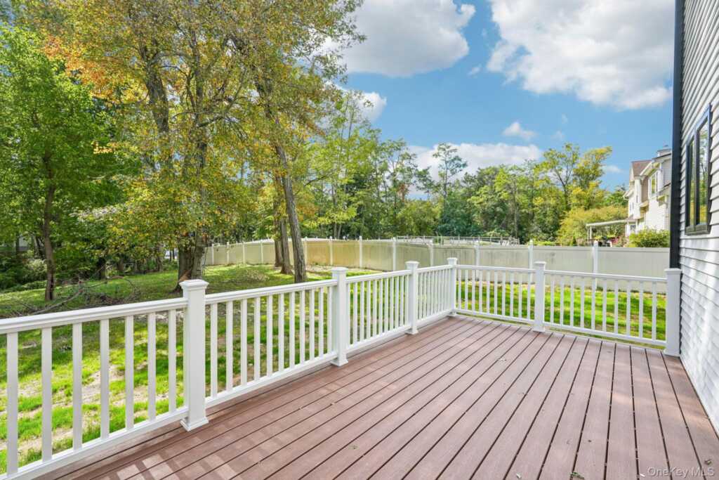 71 Gilchrest Road, Valley Cottage, NY 10989 - Photo 45 of 46