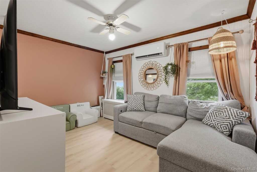 164 Woodland Avenue, Pearl River, NY 10965 - Photo 23 of 39