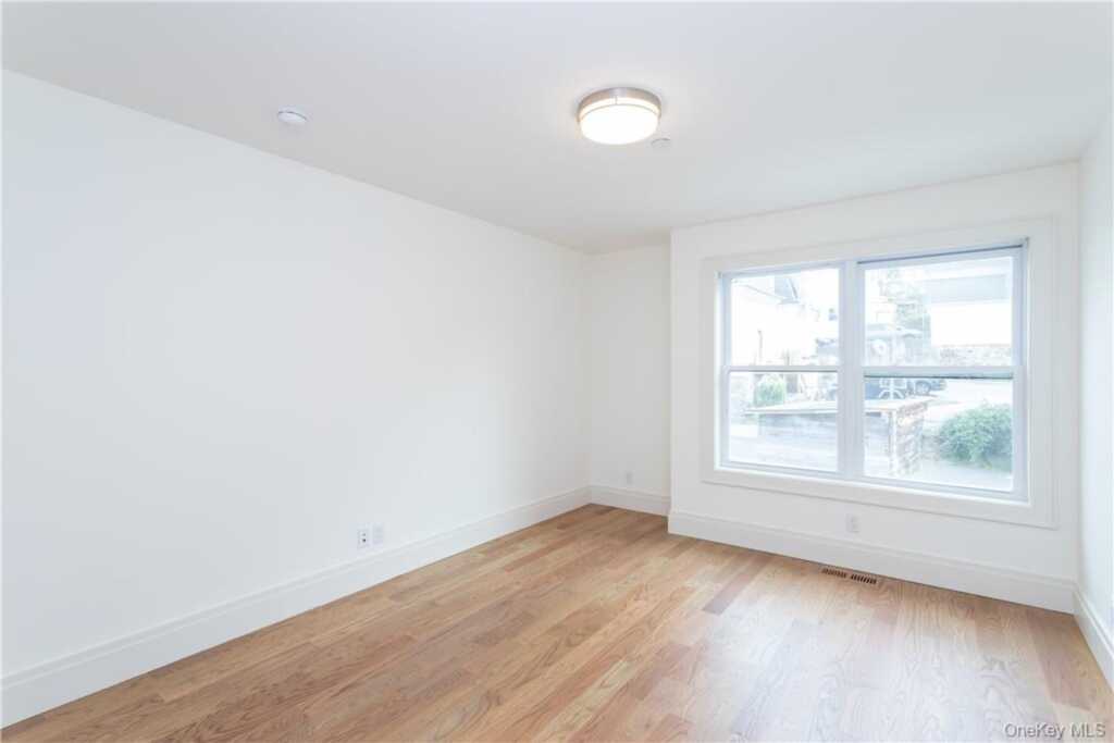 121 Fisher Avenue, Unit #5, White Plains, NY 10606 - Photo 11 of 23