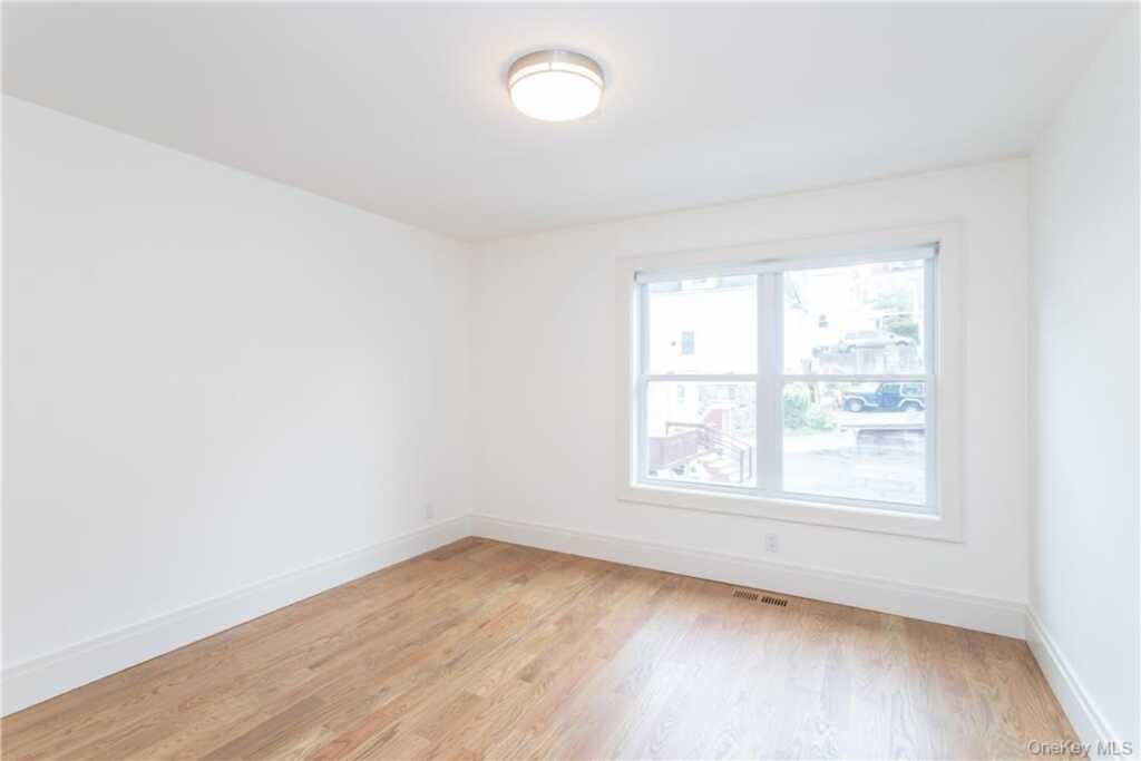 121 Fisher Avenue, Unit #5, White Plains, NY 10606 - Photo 16 of 23