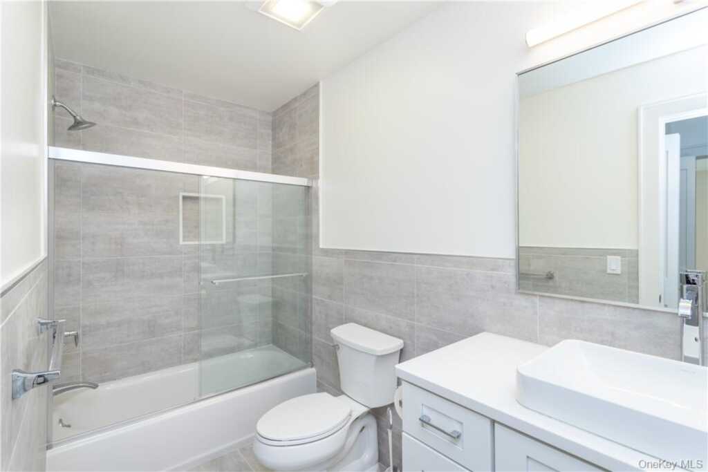 121 Fisher Avenue, Unit #5, White Plains, NY 10606 - Photo 17 of 23