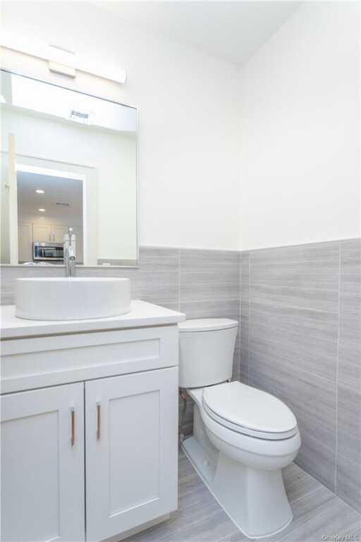 121 Fisher Avenue, Unit #5, White Plains, NY 10606 - Photo 8 of 23