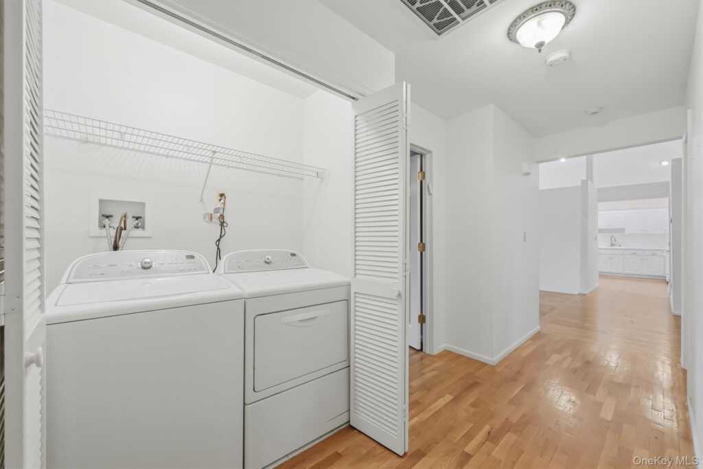 26 Washington Circle, New City, NY 10956 - Photo 15 of 21