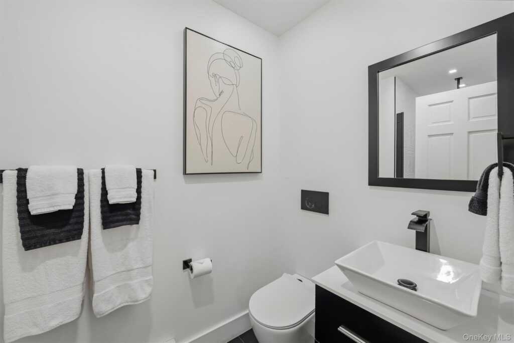 104 S Airmont Road, Suffern, NY 10901 - Photo 25 of 50