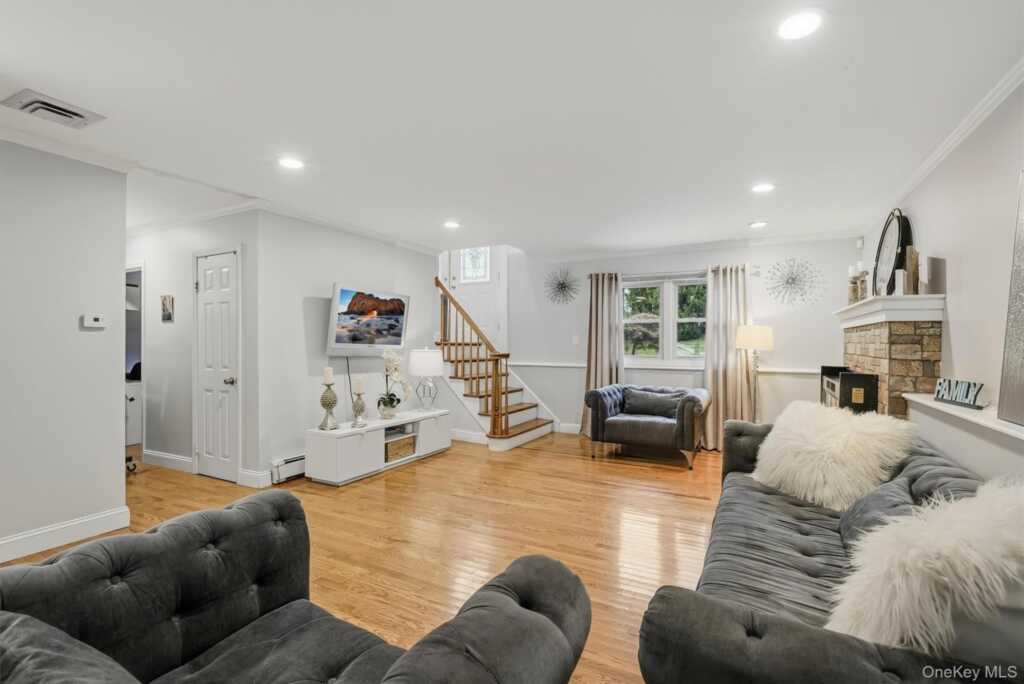 104 S Airmont Road, Suffern, NY 10901 - Photo 33 of 50