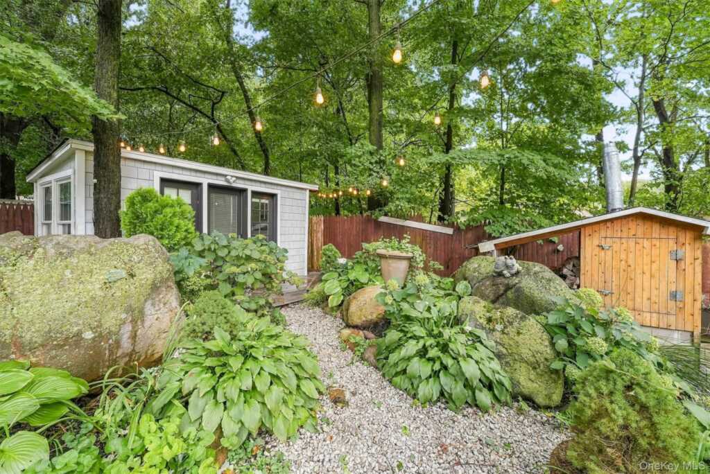 104 S Airmont Road, Suffern, NY 10901 - Photo 48 of 50