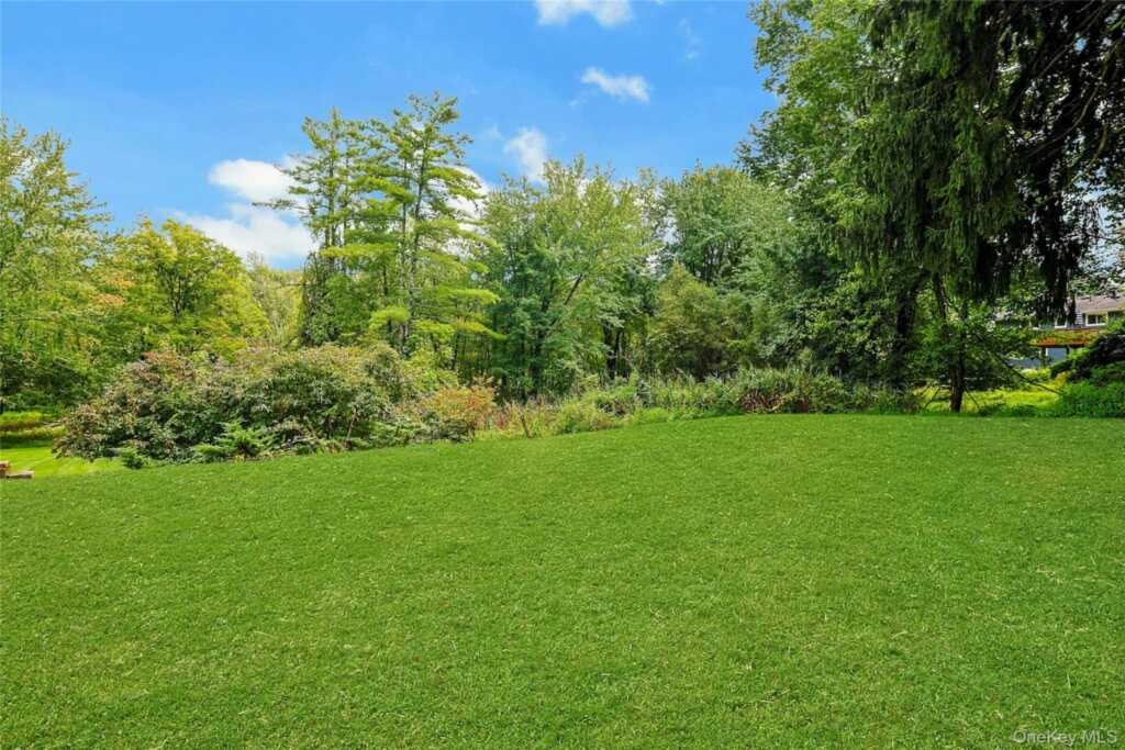 3 Five Oaks Lane, Valley Cottage, NY 10989 - Photo 31 of 41