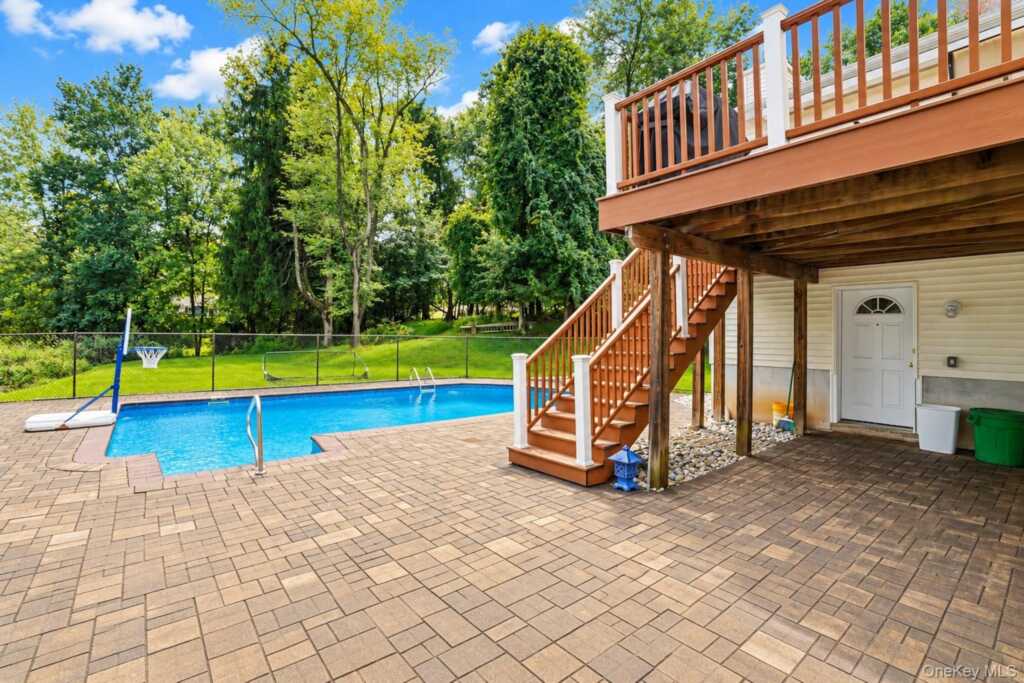 3 Five Oaks Lane, Valley Cottage, NY 10989 - Photo 34 of 41