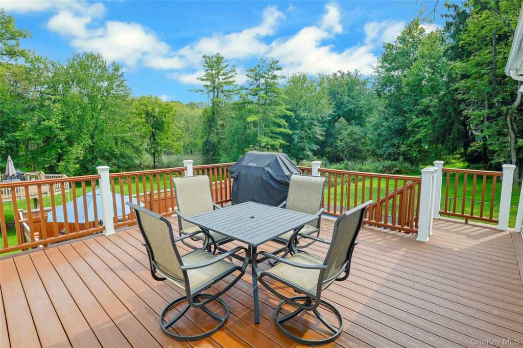 3 Five Oaks Lane, Valley Cottage, NY 10989 - Photo 35 of 41