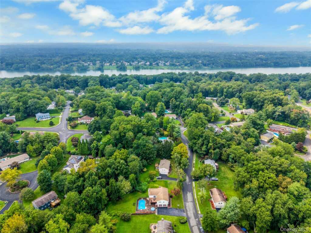 3 Five Oaks Lane, Valley Cottage, NY 10989 - Photo 41 of 41
