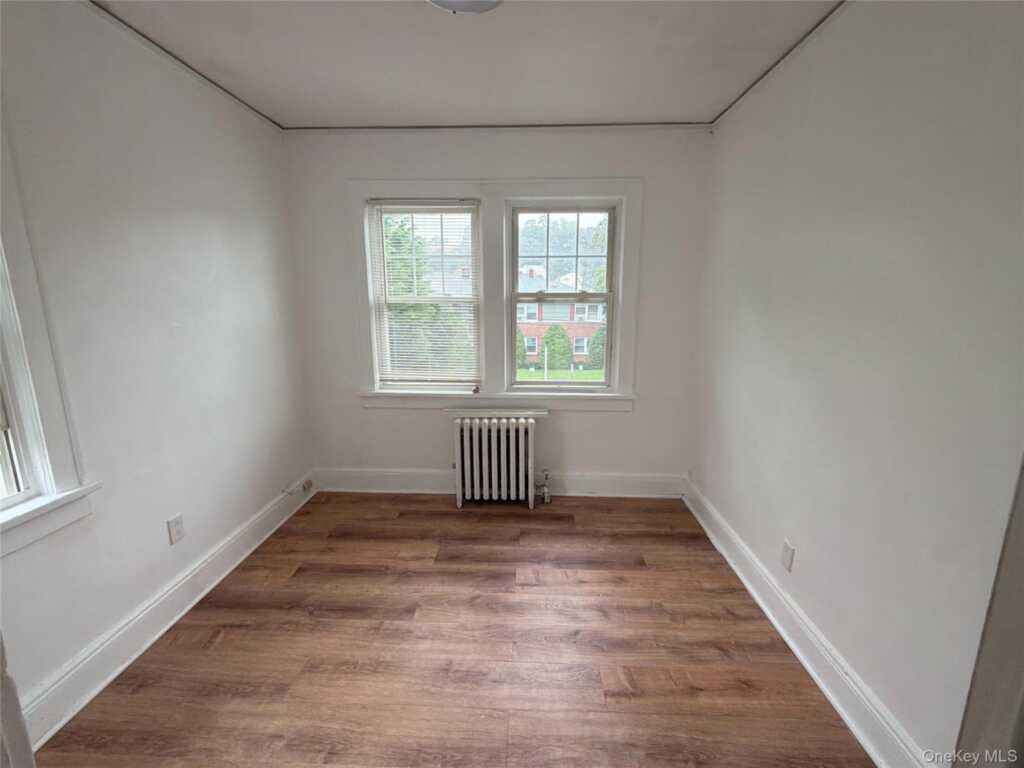 15 Stevens Street, White Plains, NY 10606 - Photo 12 of 22