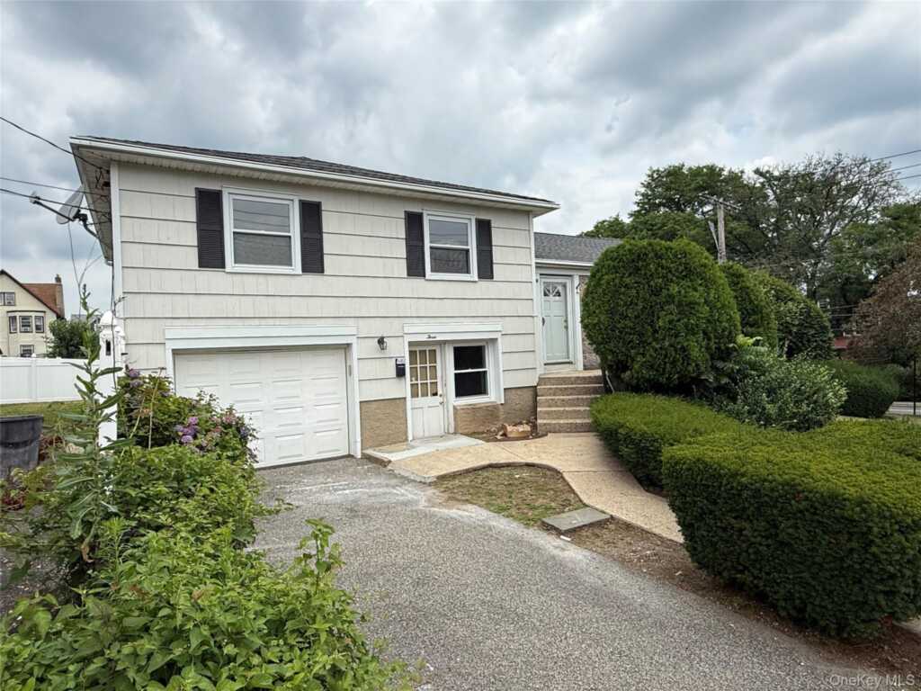 3 Soundview Street, New Rochelle, NY 10805