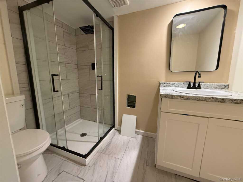 3 Soundview Street, New Rochelle, NY 10805 - Photo 8 of 10