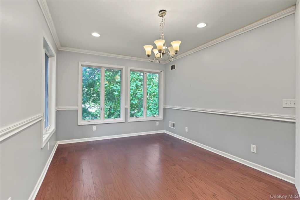 19 Farview Terrace, Suffern, NY 10901 - Photo 16 of 38