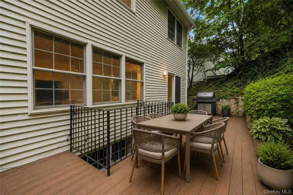 13 Cedar Place, Rye, NY 10580 - Photo 27 of 29