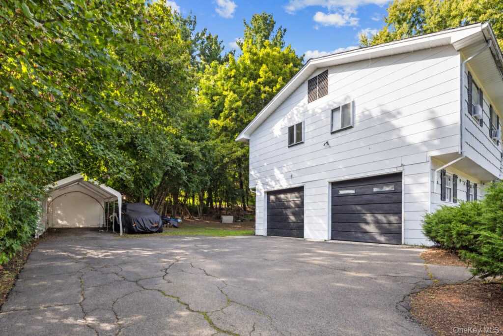 4 Great Oaks Drive, New City, NY 10956 - Photo 18 of 25