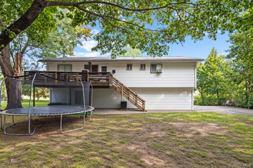 4 Great Oaks Drive, New City, NY 10956 - Photo 19 of 25