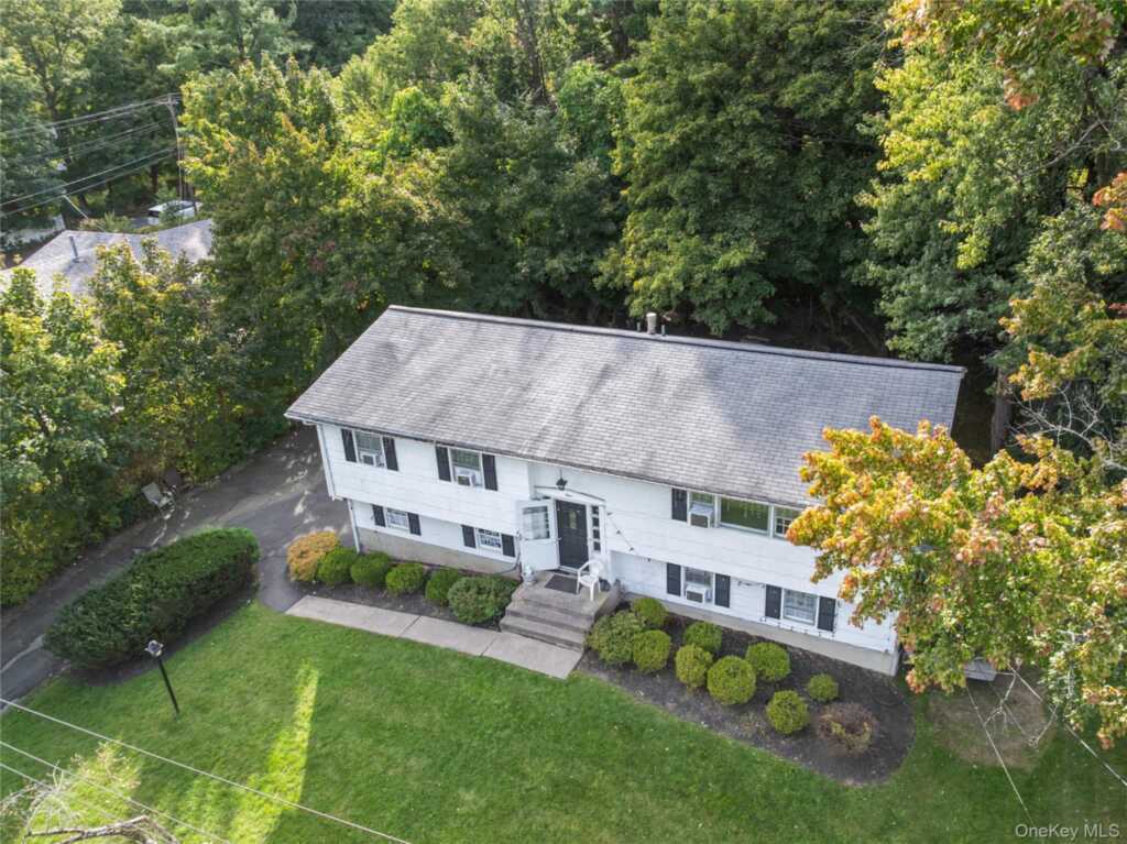 4 Great Oaks Drive, New City, NY 10956 - Photo 20 of 25