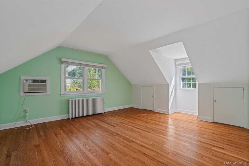 29 Coralyn Avenue, White Plains, NY 10605 - Photo 19 of 32