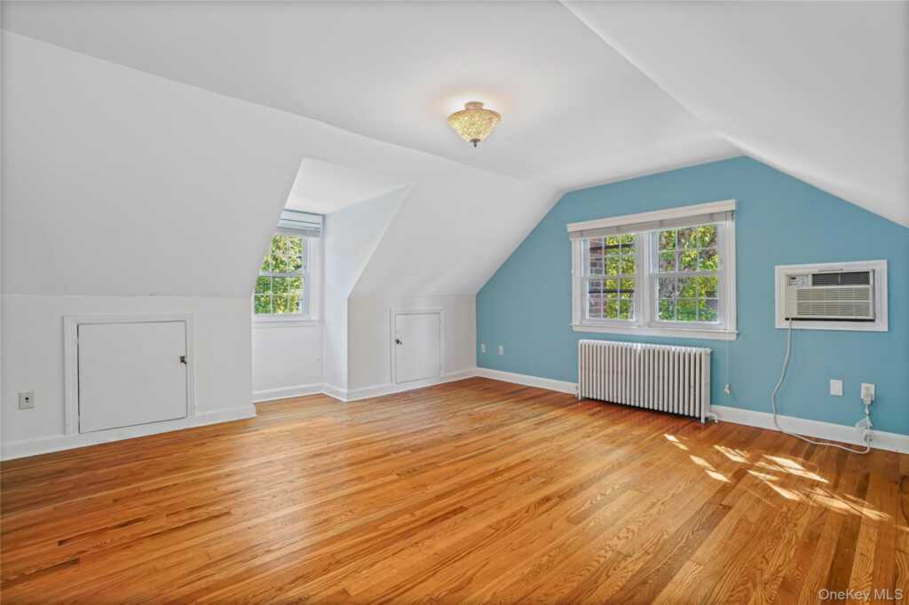 29 Coralyn Avenue, White Plains, NY 10605 - Photo 21 of 32