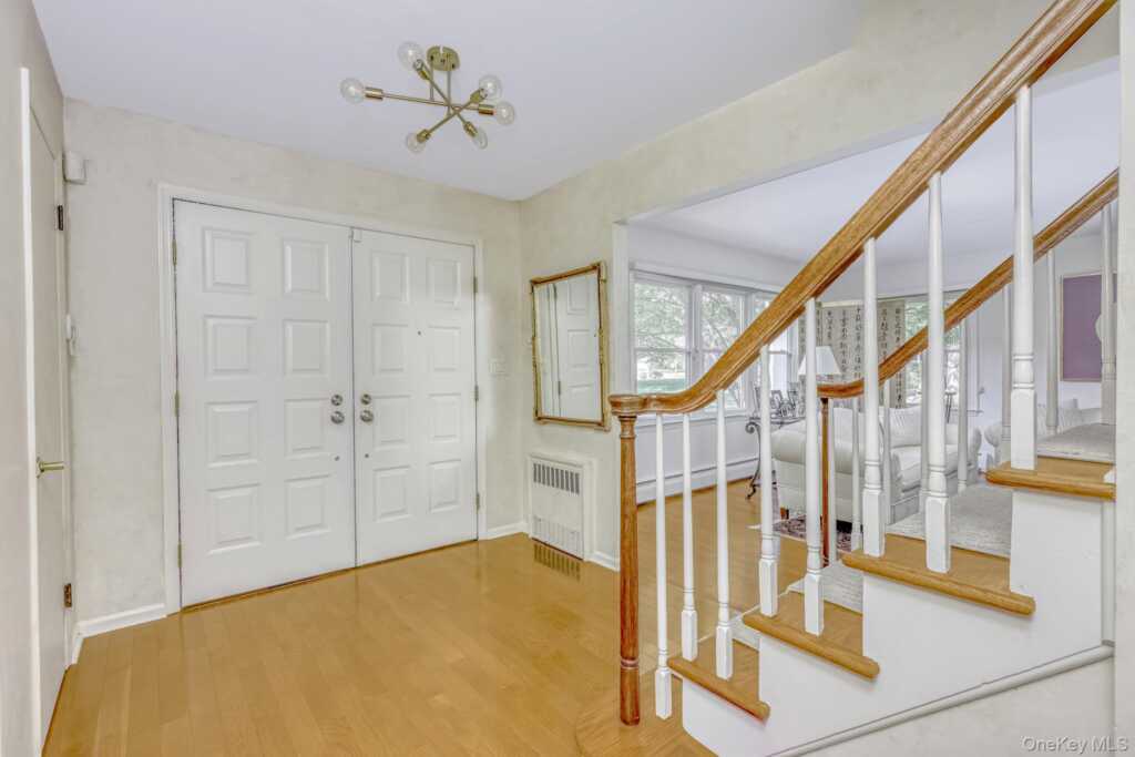 5 Cairngorm Road, New City, NY 10956 - Photo 5 of 28