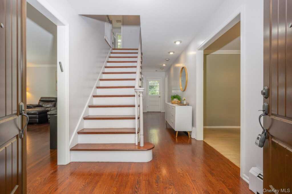 5 Astri Court, Suffern, NY 10901 - Photo 13 of 26