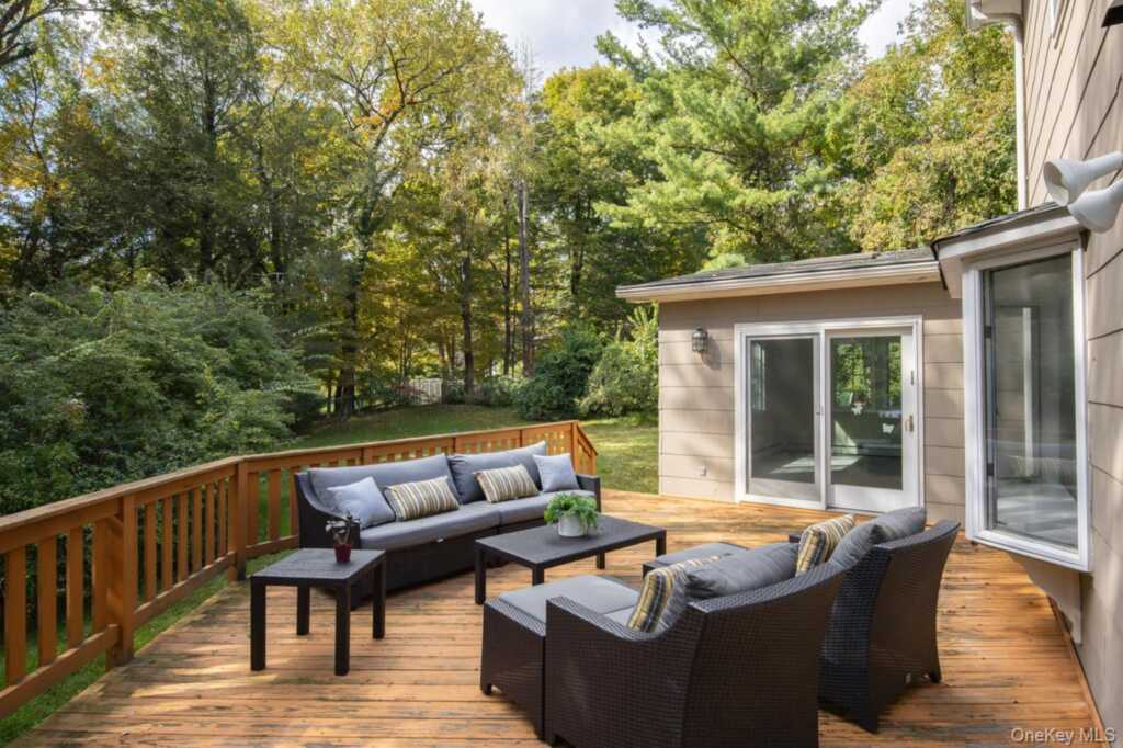 5 Astri Court, Suffern, NY 10901 - Photo 23 of 26
