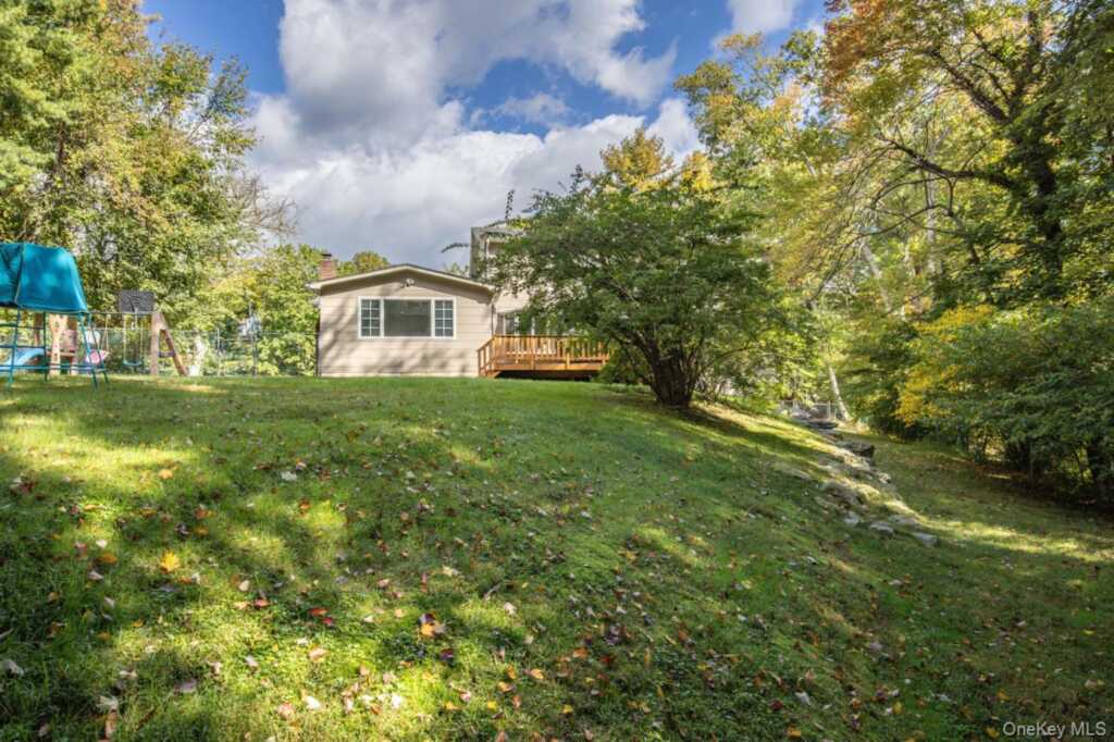 5 Astri Court, Suffern, NY 10901 - Photo 24 of 26