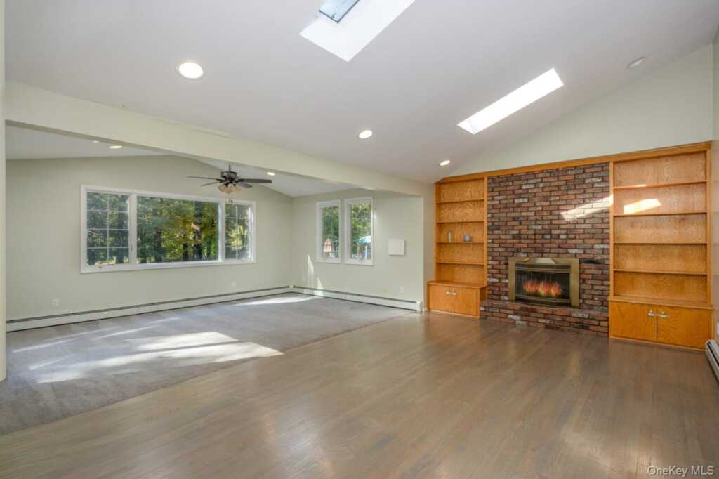 5 Astri Court, Suffern, NY 10901 - Photo 9 of 26