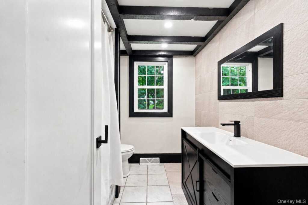 61 S Airmont Road, Suffern, NY 10901 - Photo 16 of 25
