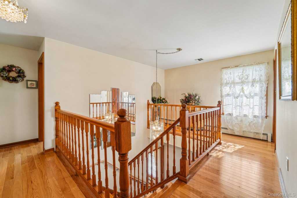33 John F Kennedy Drive, Stony Point, NY 10980 - Photo 19 of 48