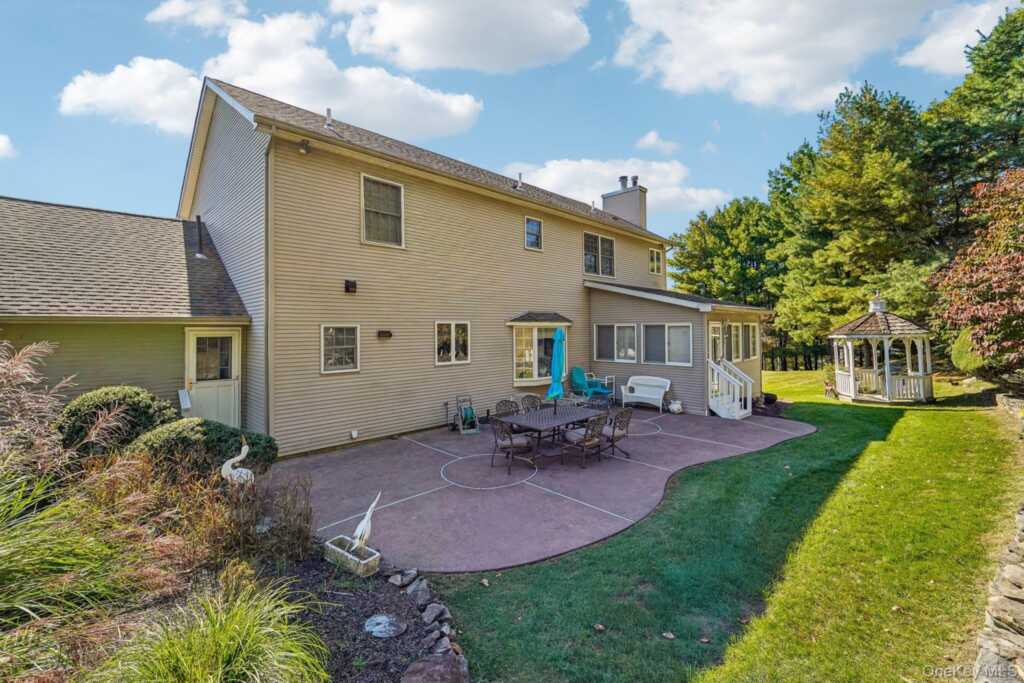 33 John F Kennedy Drive, Stony Point, NY 10980 - Photo 37 of 48