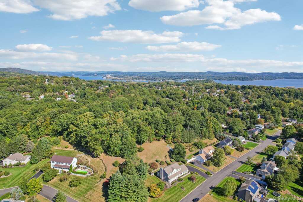 33 John F Kennedy Drive, Stony Point, NY 10980 - Photo 43 of 48