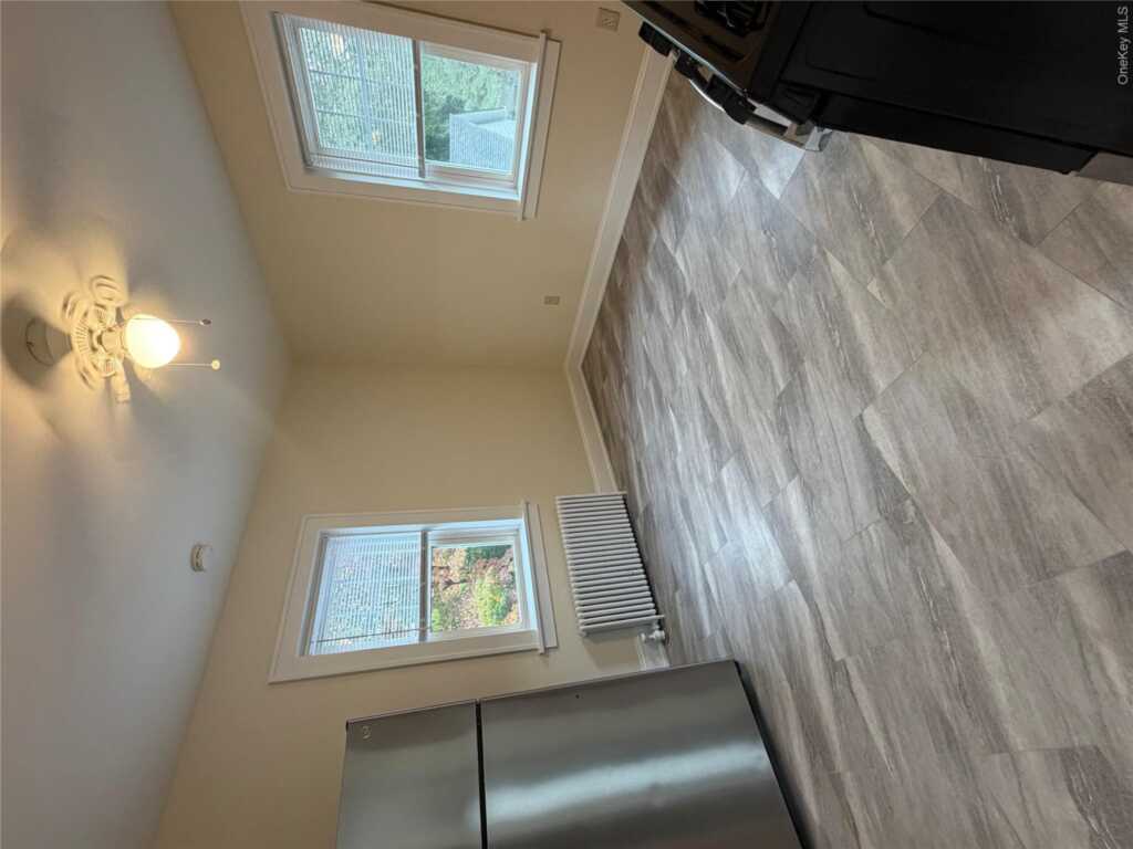 288 Ehrhardt Road, Pearl River, NY 10965 - Photo 3 of 8