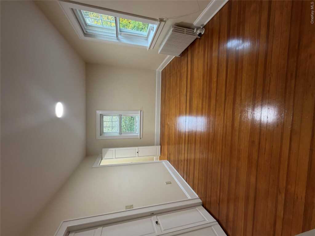 288 Ehrhardt Road, Pearl River, NY 10965 - Photo 5 of 8