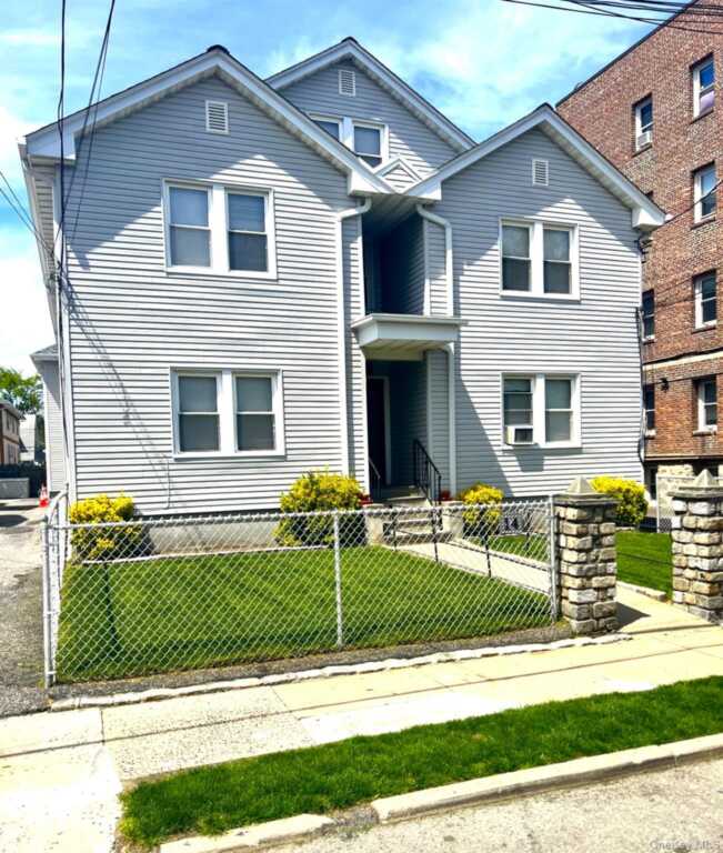 14 Minerva Place, Unit #6, White Plains, NY 10601
