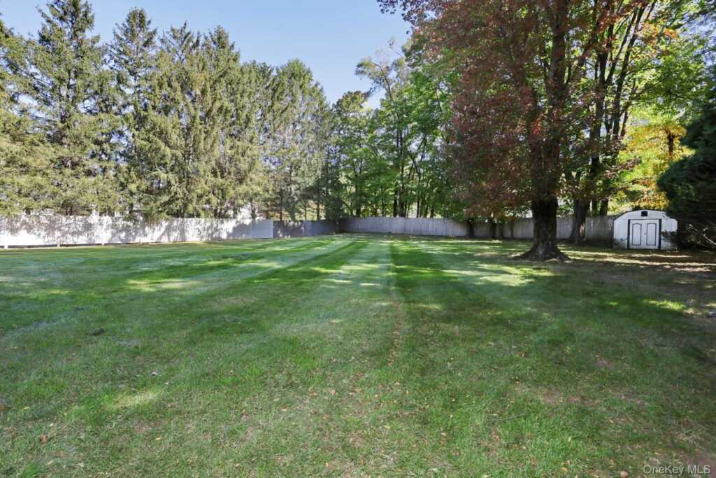 34 Radcliff Drive, New City, NY 10956 - Photo 31 of 36
