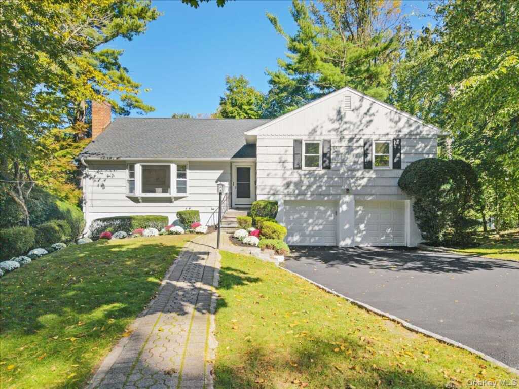 97 Runyon Place, New Rochelle, NY 10583