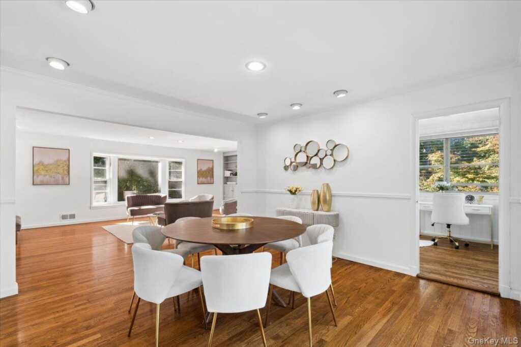 97 Runyon Place, New Rochelle, NY 10583 - Photo 5 of 21