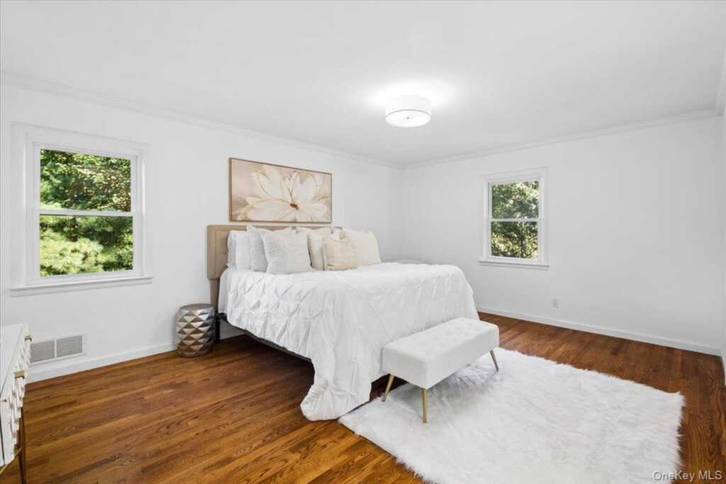 97 Runyon Place, New Rochelle, NY 10583 - Photo 9 of 21