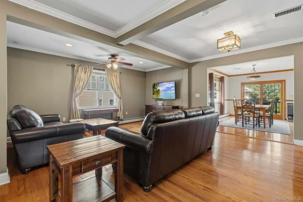 157 Martin Place, Pearl River, NY 10965 - Photo 10 of 50