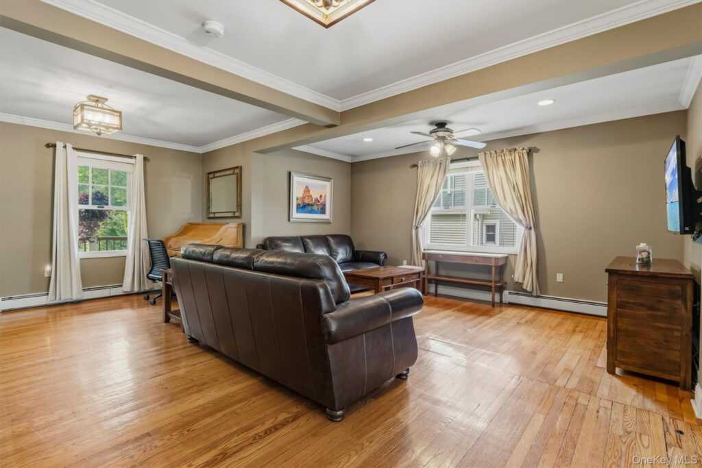 157 Martin Place, Pearl River, NY 10965 - Photo 11 of 50