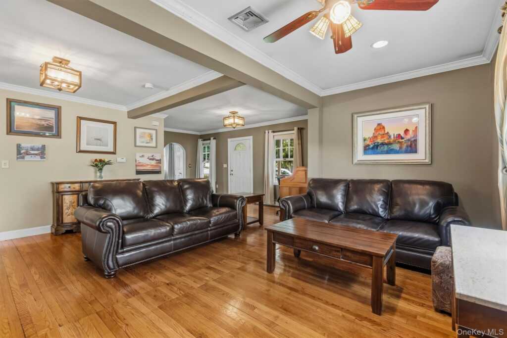 157 Martin Place, Pearl River, NY 10965 - Photo 13 of 50