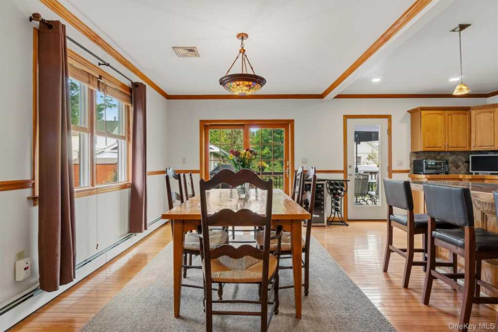 157 Martin Place, Pearl River, NY 10965 - Photo 15 of 50